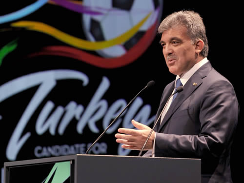 Cumhurbaşkanı Gül UEFA Yönetim Kuruluna Hitap Etti